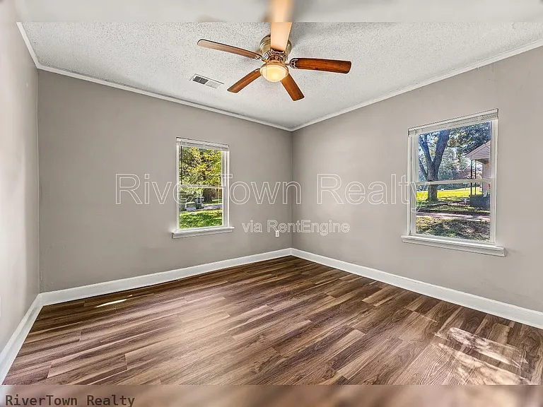 1678 Alta Vista Ave — Photo 13