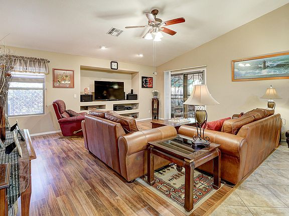 4th image of 15513 N 156th Dr