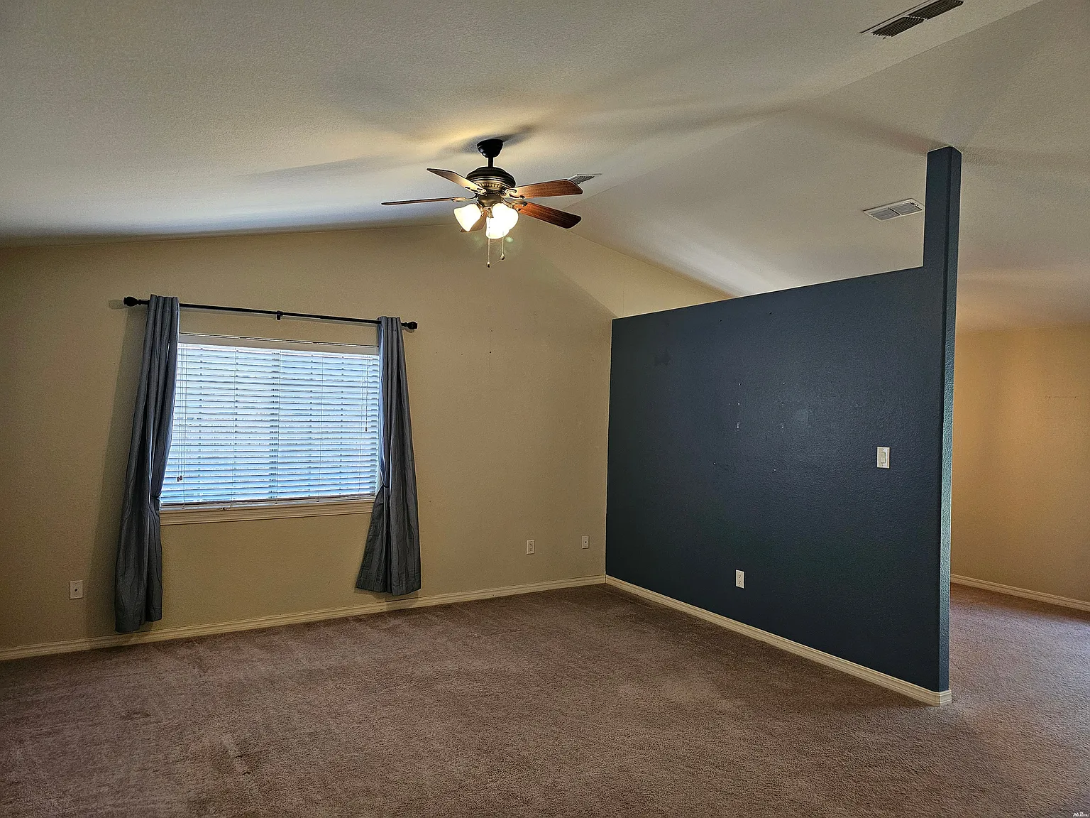 3 bed, 1569 sqft, $1,650 — Photo 4