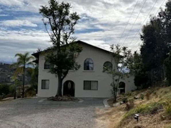 (undisclosed Address), Valley Center, CA 92082