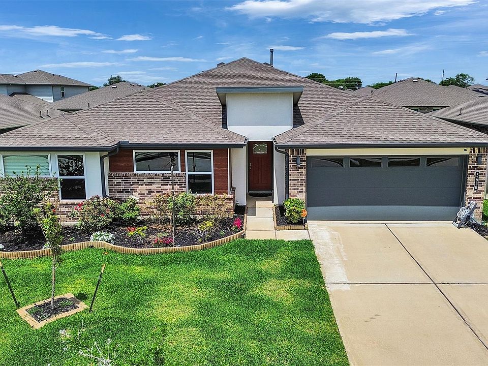 1st image of 3438 Lake Landing Ln