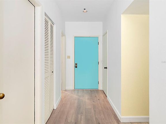 4th image of 1920 HARBOURSIDE DRIVE #1003