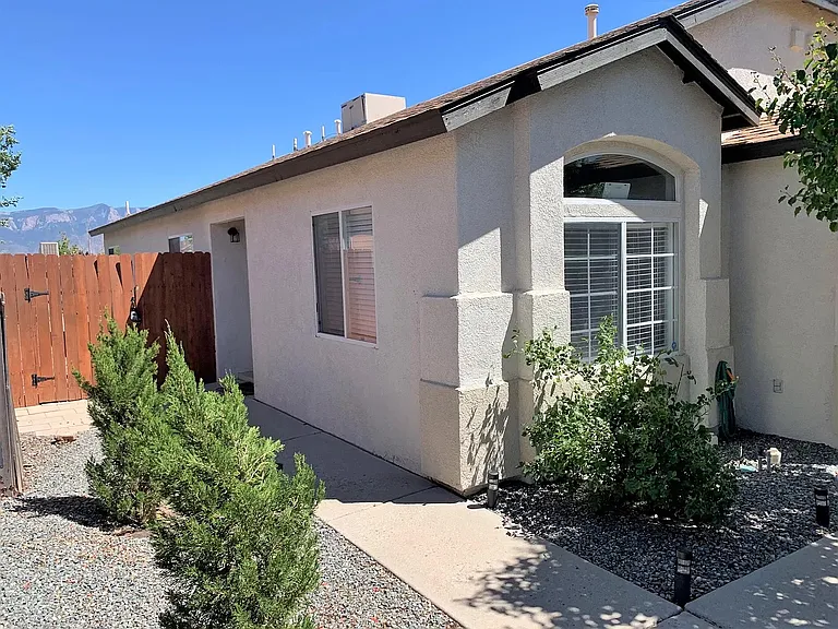 4756 Delaina Dr NE — Photo 2