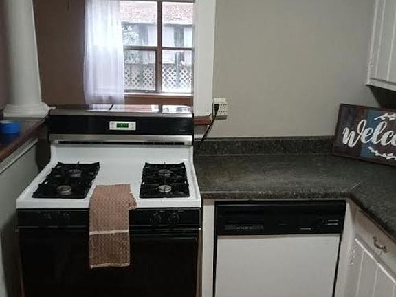 5th image of 1352 North Ave NE APT 1