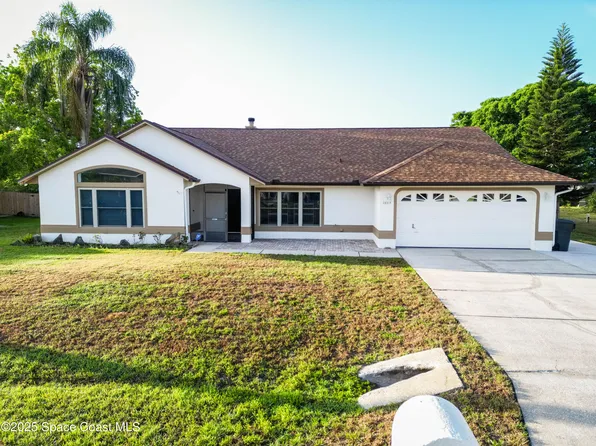 2805 Notre Dame Dr, Titusville, FL 32780