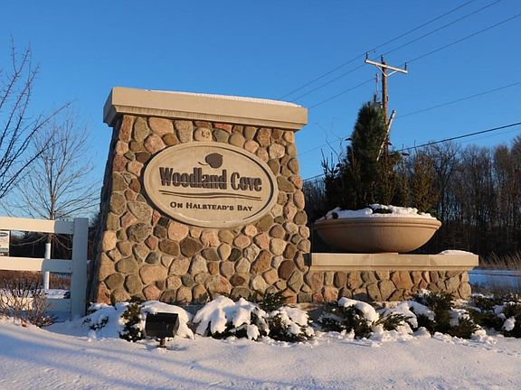 4050 Kings point lot line.pdf