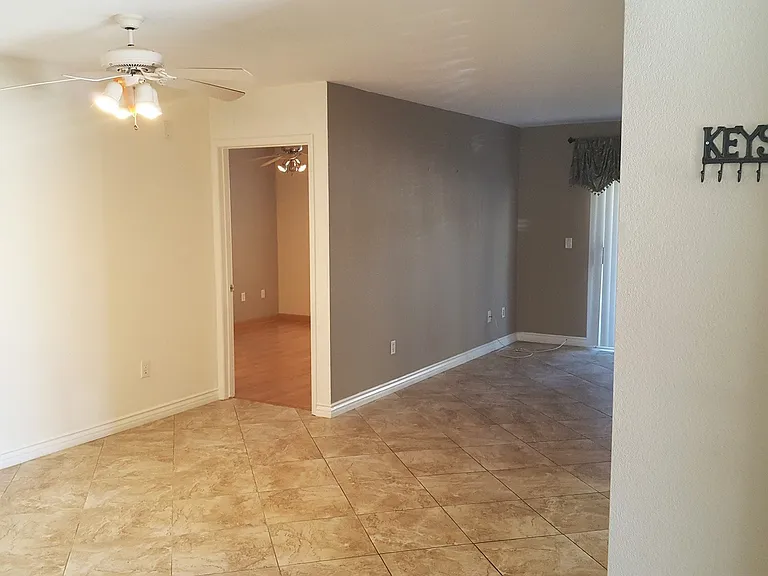 8070 W Russell Rd #1010 — Photo 5
