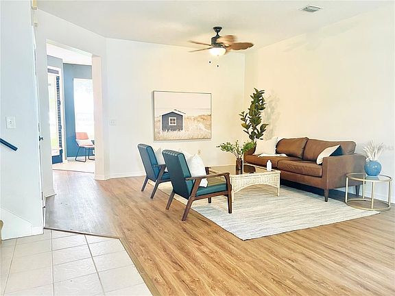 3rd image of 34924 Teeview Ln