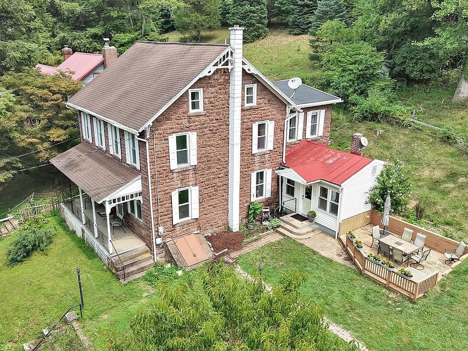 1st image of 868 Wyomissing Rd