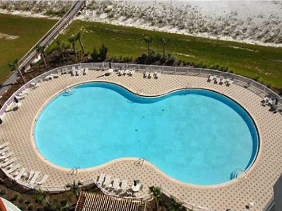 2nd image of 8501 Gulf Blvd #W-10f