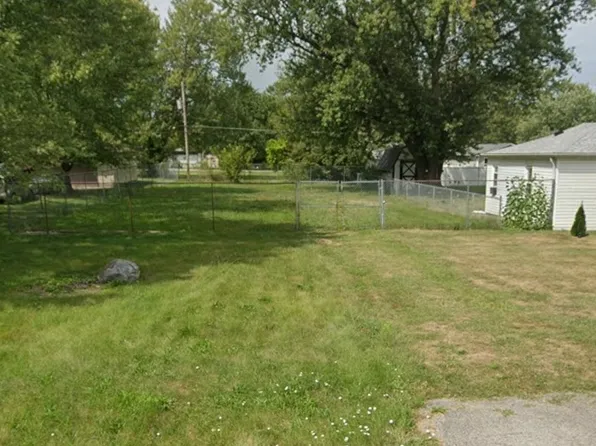 3250 Fisher Rd, Indianapolis, IN 46239