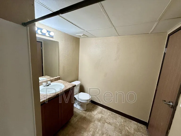 Big Horn Apartments — Photo 54