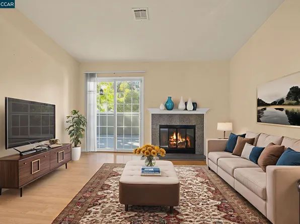 560 Canyon Oaks Dr APT H, Oakland, CA 94605