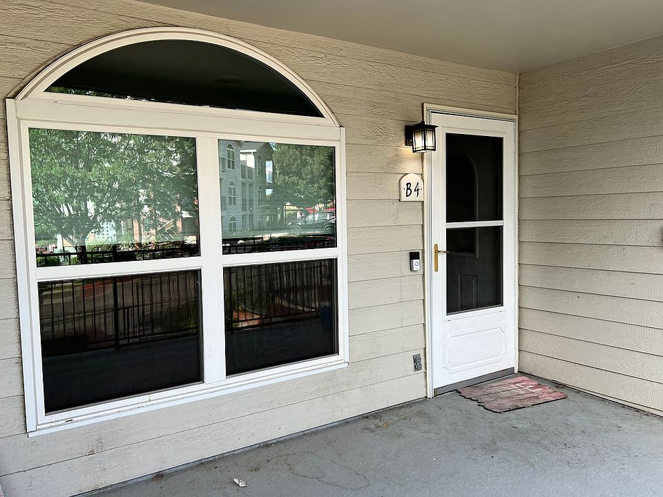 Large, covered front porch.