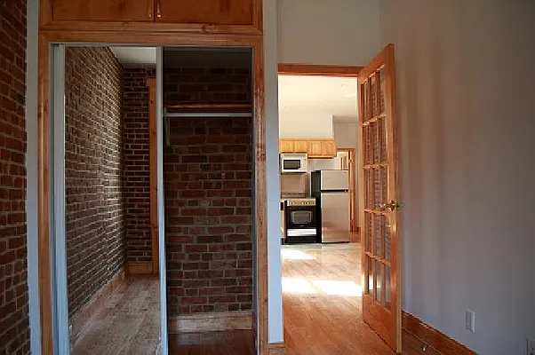 Rented by Manhattan Dwelling Corporation | media 3