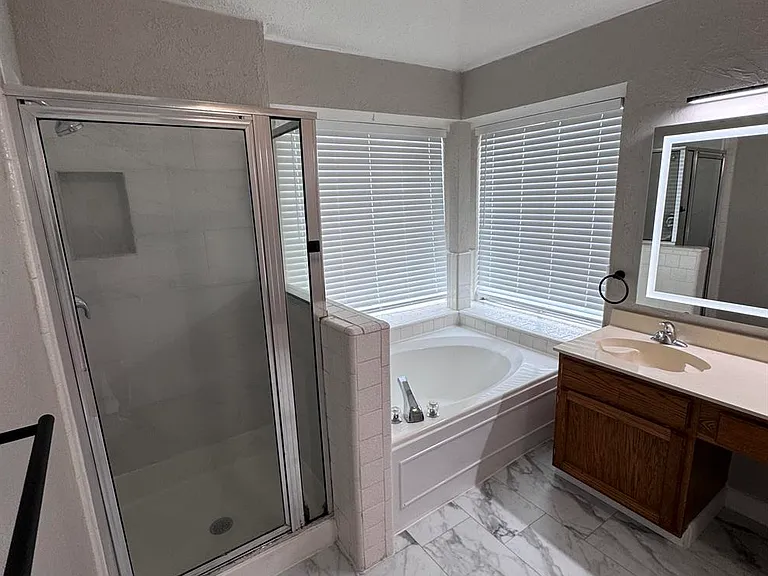 7722 Covington Dr — Photo 21