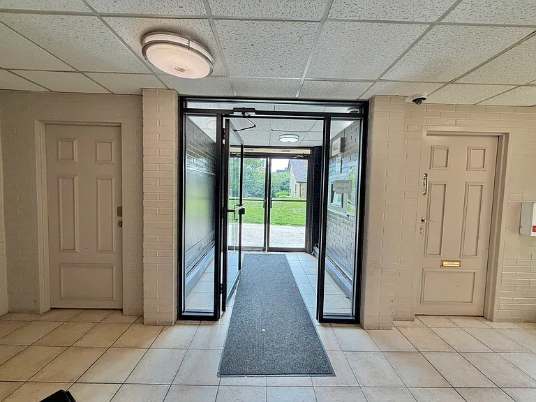 750 Kipps Ln #2 — Photo 24