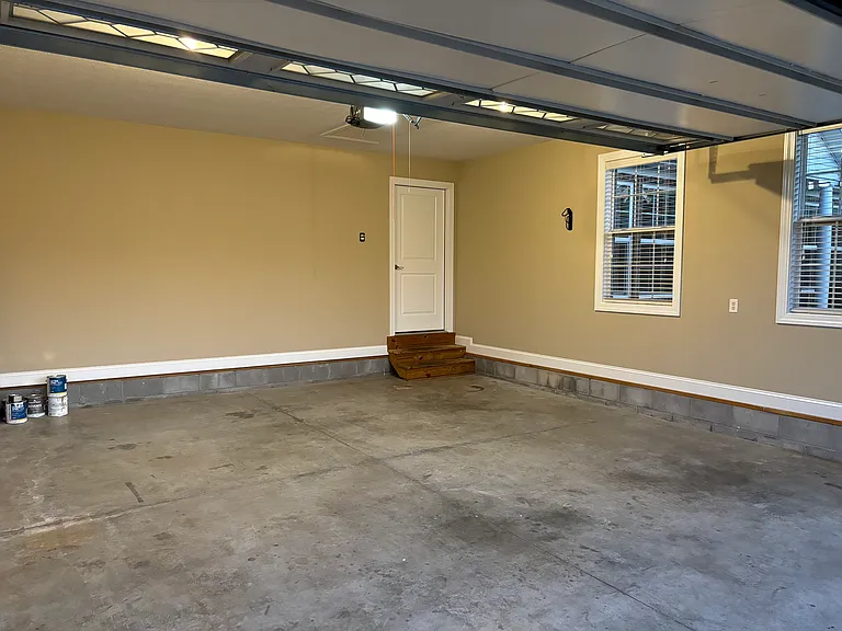 1576 Trillium Ln — Photo 12