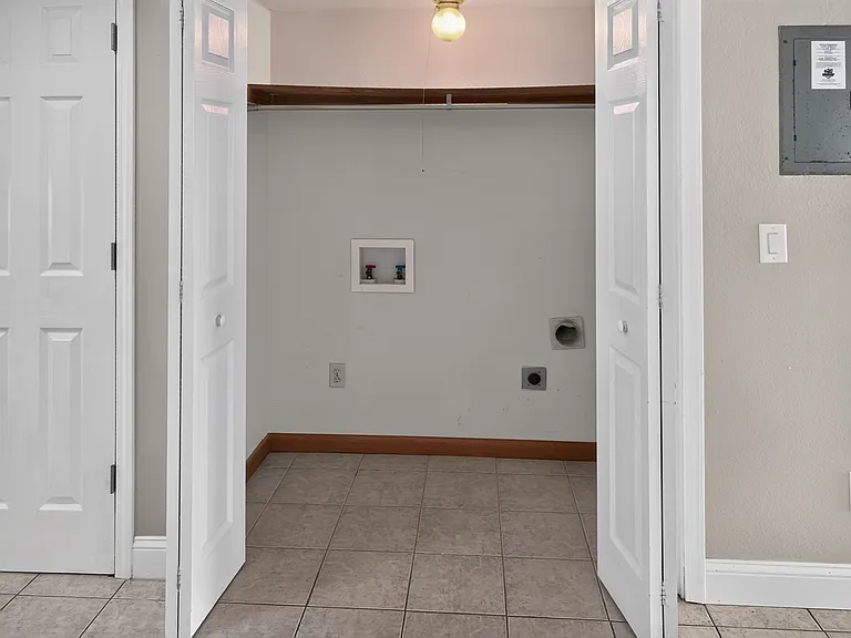 348 Tarpon Ave #6 — Photo 9