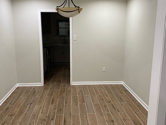 4th image of 1214 West Dr