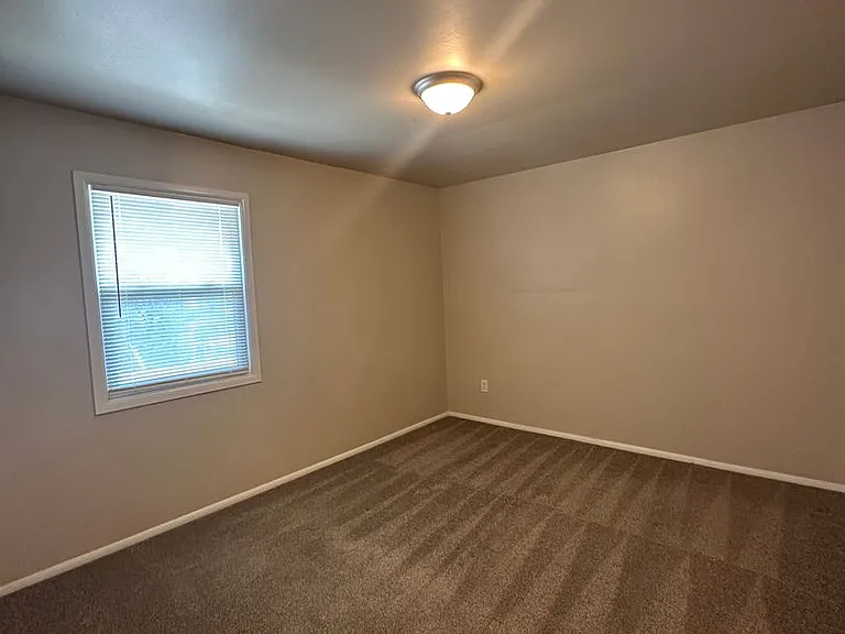 207 Lewis St LLC - 207-209 Lewis St — Photo 10