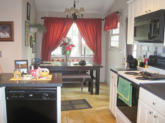 Kitchen and Breakfast Nook