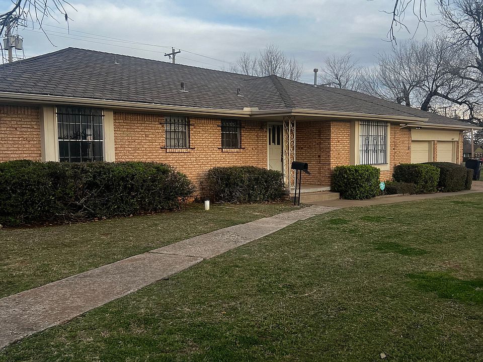 1st image of 1609 NE 48th St