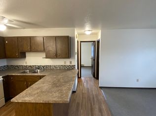 724 N Congress St #4, Aberdeen, SD 57401
