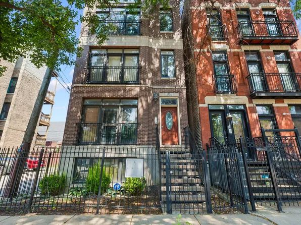 1224 W Hubbard St #3, Chicago, IL 60642