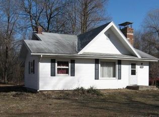 960 E Olson Rd, Rochester, IN 46975