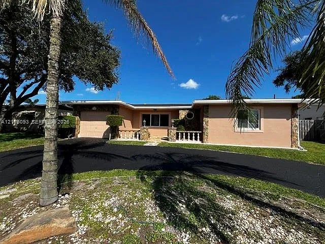Boulevard Heights Section — Photo 1