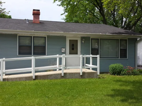 714 Stuart St, Grayslake, IL 60030