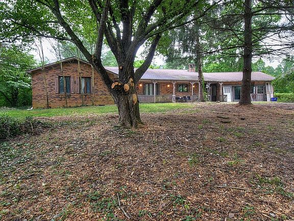5th image of 162 Woodsong Way
