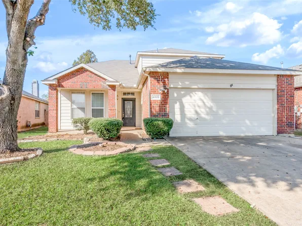 4009 Apple St, Euless, TX 76040