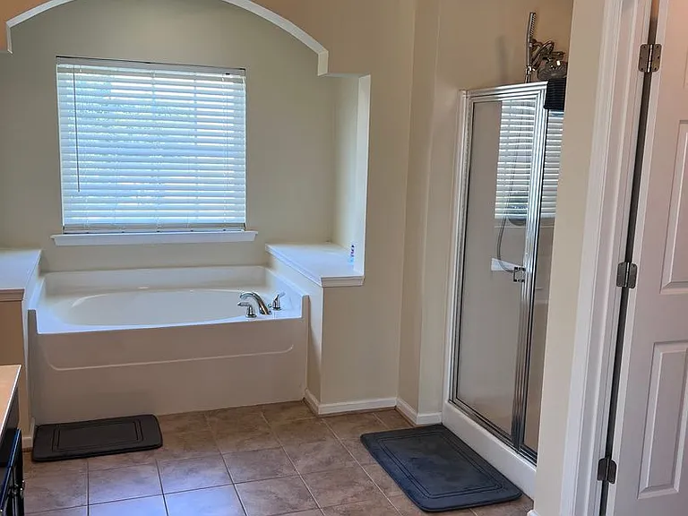 13 Hampshire Glen Pkwy — Photo 21