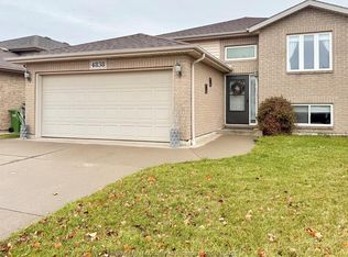 4838 Whitefish Cres, Windsor, ON N9G3E2