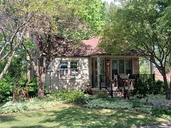 1449 Nowlin St, Dearborn, MI 48124