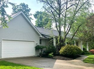 19973 Ravenda Dr, Lawrenceburg, IN 47025