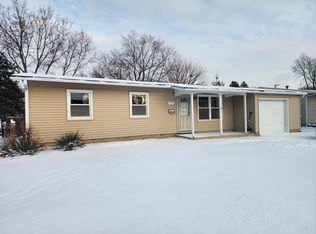 423 Dalhart Ave, Romeoville, IL 60446