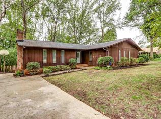 111 Devenger Pl, Greer, SC 29650