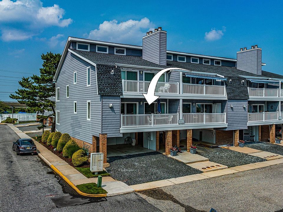 1st image of 613 Whelk Dr #613