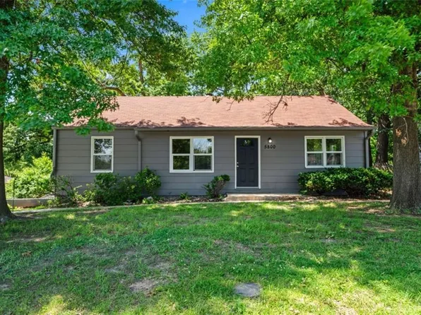 5800 NE Antioch Rd, Kansas City, MO 64119