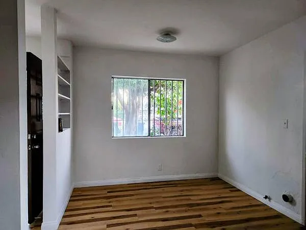 2521 Floradale Ave — Photo 2