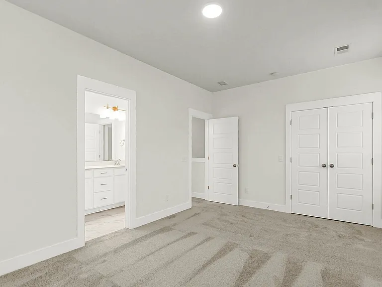 254 Symphony Ave — Photo 33