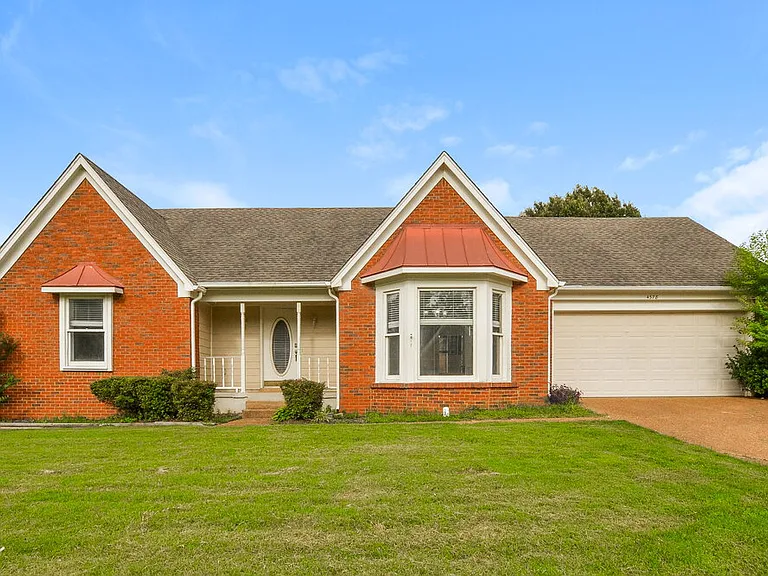 4378 Bunker Hill Dr — Photo 1
