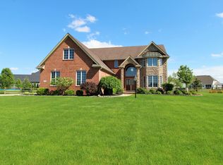 2799 Stonefence Dr, Perrysburg, OH 43551