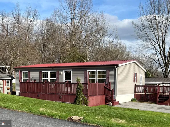 51 Helena Ln, Carlisle, PA 17015