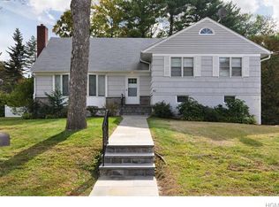 61 Stanton Cir, New Rochelle, NY 10804