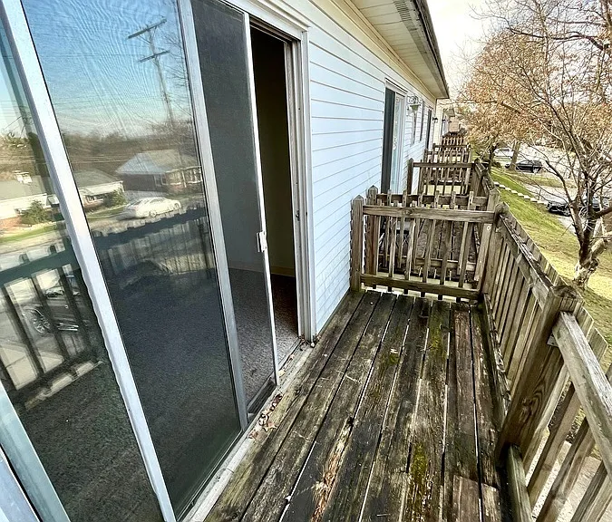 Atlantic Ave — Photo 20