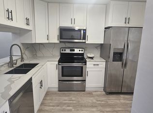 3061 Holiday Springs Blvd APT 202-5, Margate, FL 33063